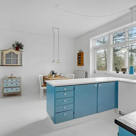 5 Bedroom Gorgeous Home In Roslev *